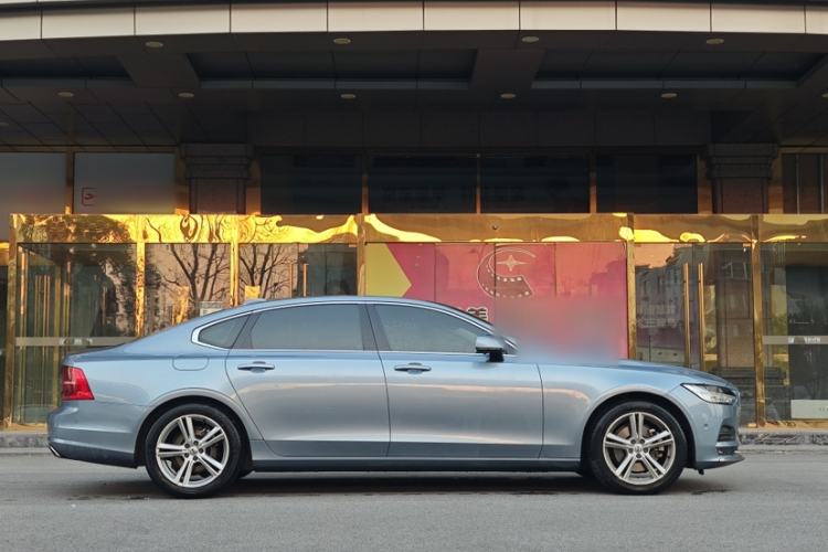 Used Volvo S90 2017 T4 Zhiyuan Edition