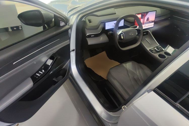 Used Geely Galaxy L6 2025 EM-i 140km Starship Edition
