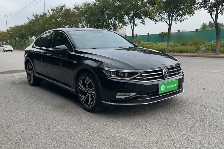 Used Volkswagen Magotan 2021 330TSI DSG 30th Anniversary Edition
