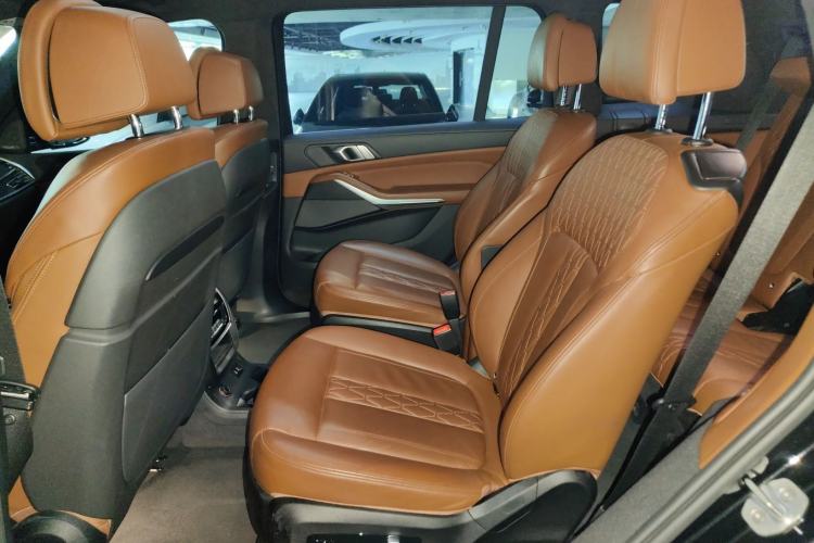 Used BMW X7 2020 xDrive40i Luxury M Sport Package