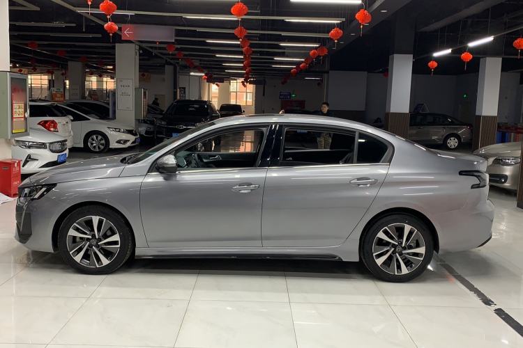 Used Peugeot 408 2022 1.6T Light-Chasing Edition