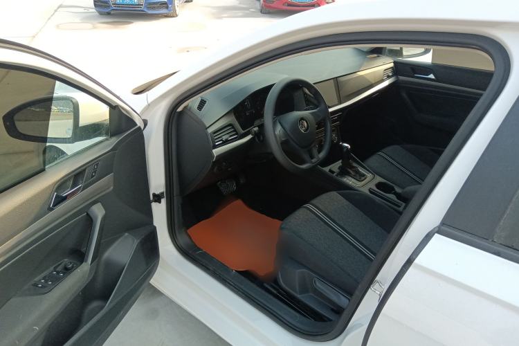 Used Volkswagen Lavida 2019 1.5L Automatic Fashion Edition China VI
