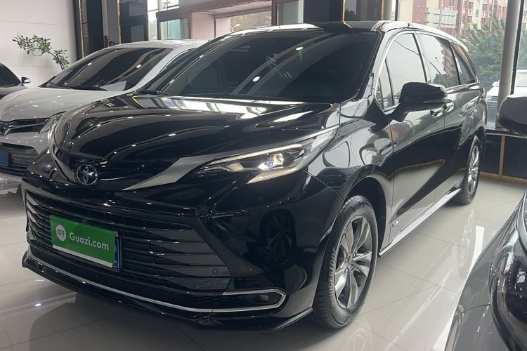 Used Toyota Sienna 2024 2.5L Hybrid Four-Wheel Drive Prestige Edition
