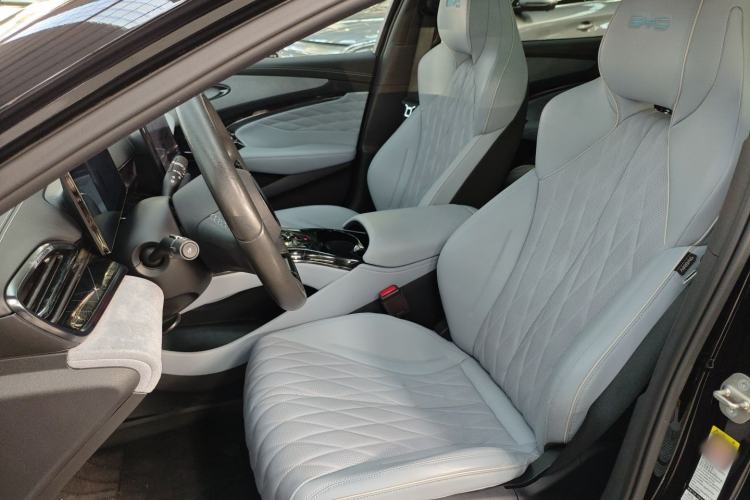 Used BYD Seal 2022 700 km Long-Range Rear-Wheel-Drive Version
