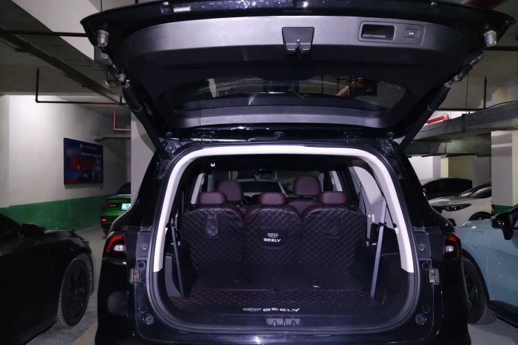 Used Geely Auto Haoyue 2022 1.8TD Automatic Prestige 7-Seater
