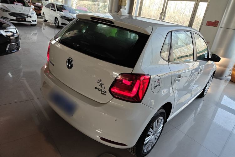Used Volkswagen Polo 2016 1.6L Automatic Comfort Model