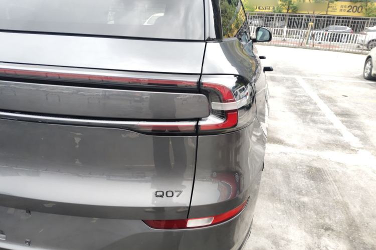 Used  Q07 2025 215 Flagship Edition
