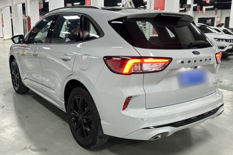 Used Ford Escape 2024 EcoBoost 245 Four-Wheel Drive ST-Line Pro Trim
