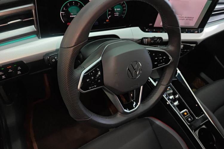 Used Volkswagen Lamando 2022 Lavida L 280TSI DSG Cool & Spicy Edition