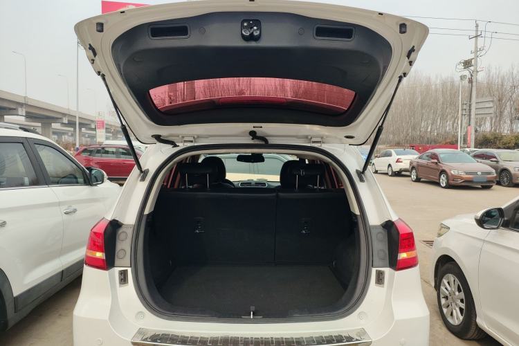 Used Haval H2 2017 Red-Label 1.5T Manual Two-Wheel Drive Comfort Model
