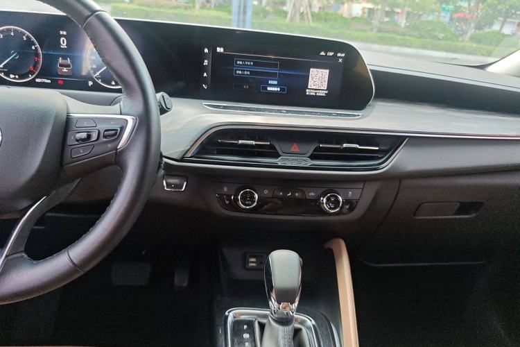 Used Buick GL6 2021 323T Mild Hybrid Connect Luxury Model
