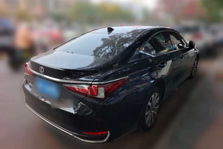 Used Lexus ES 2023 200 Excellence Edition