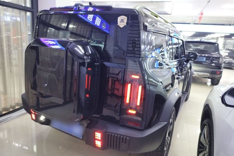 Used JETOUR Traveler 2023 2.0T All-Wheel-Drive CrossPRO
