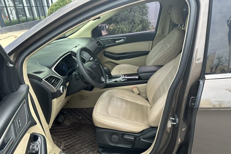 Used Ford Edge 2016 EcoBoost 245 Two-Wheel-Drive Titanium 5-Seater
