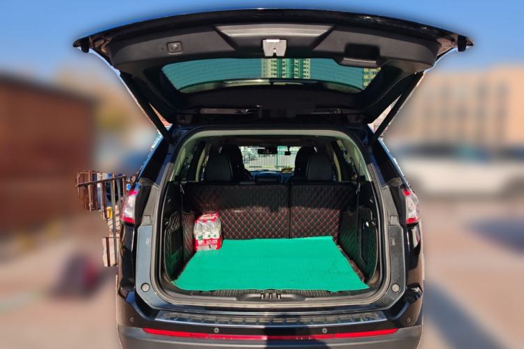 Used Ford Edge 2015 2.0T GTDi 4x4 High-Grade Model
