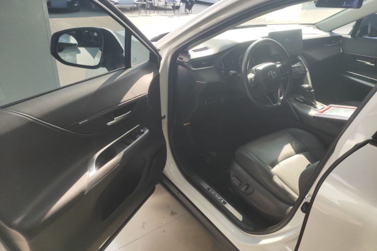 Used Toyota Venza 2023 2.0L CVT Two-Wheel Drive Luxury Edition
