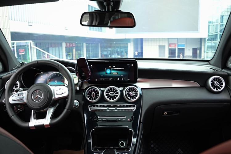 Used Mercedes-Benz GLC Coupe 2017 GLC 200 4MATIC Coupe SUV
