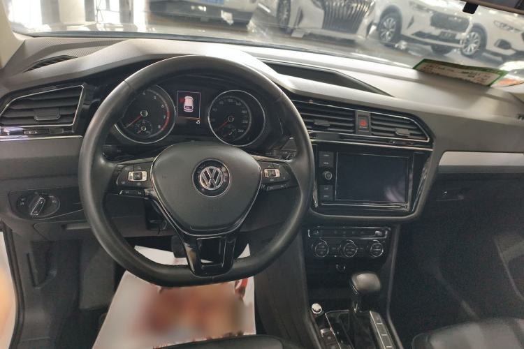 Used Volkswagen Tiguan L 2018 280TSI Automatic Two-Wheel Drive Comfort Edition
