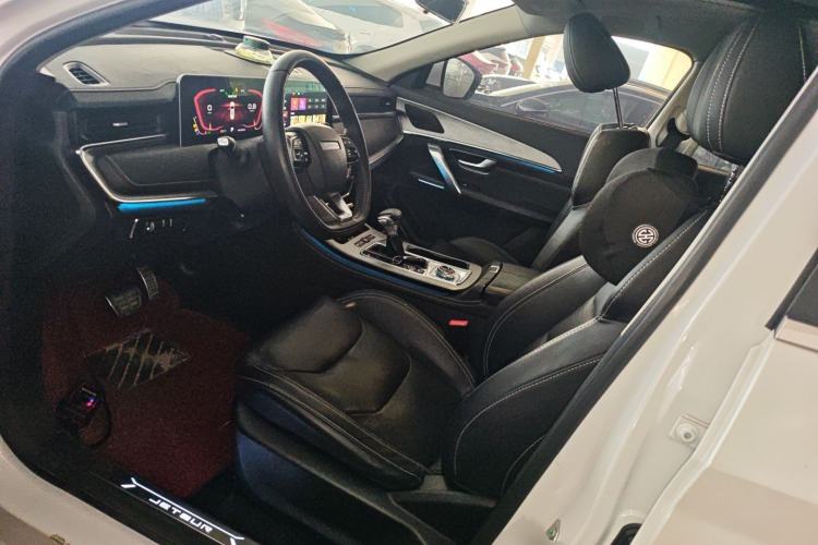 Used JETOUR X70 PLUS 2021 1.5T DCT Mountain 5-Seater
