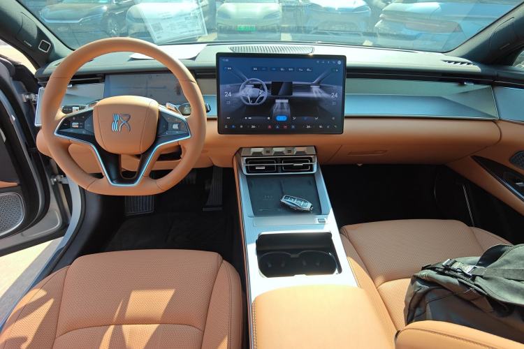 Used BYD Han L 2025 DM-i 200KM LiDAR Luxury Model
