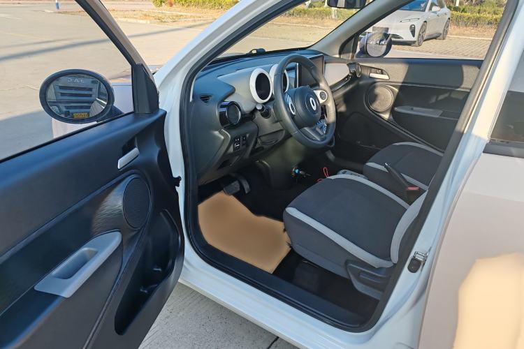 Used ORA Black Cat 2021 301 km Basic Version
