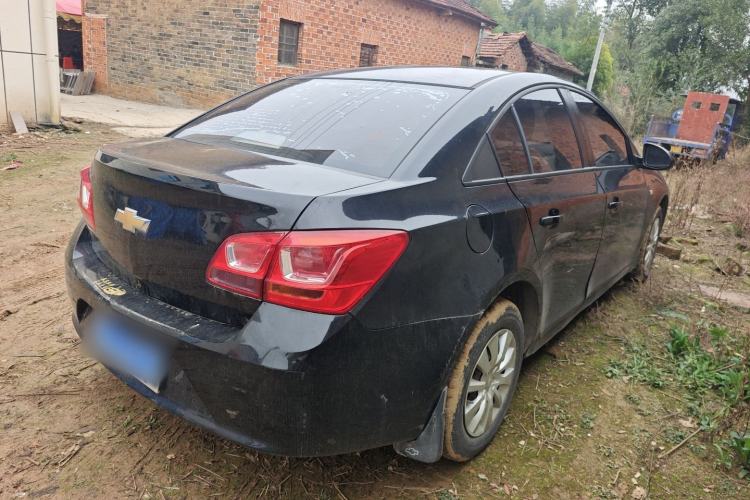 Used Chevrolet Cruze 2015 1.5L Classic SL MT