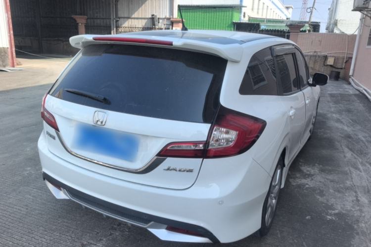 Used Honda Jade 2016 1.8L Automatic Comfort Elite Version 5 Seats
