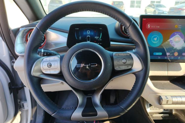 Used BYD Dolphin 2021 405 km Fashion Edition
