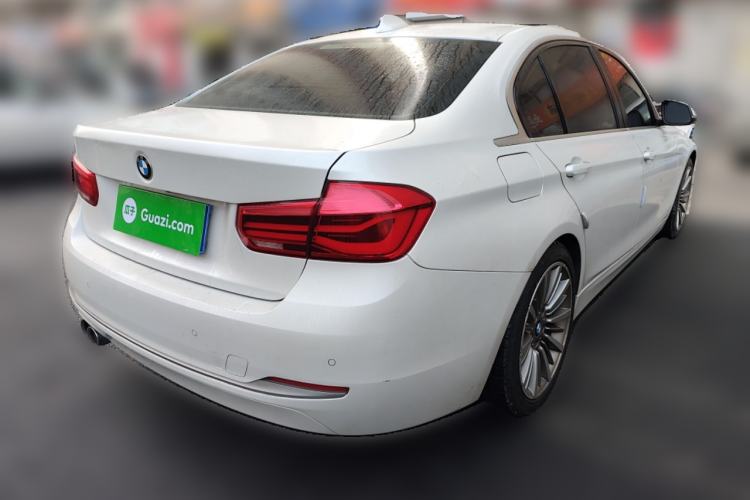 TDK.VehicleDetails.img