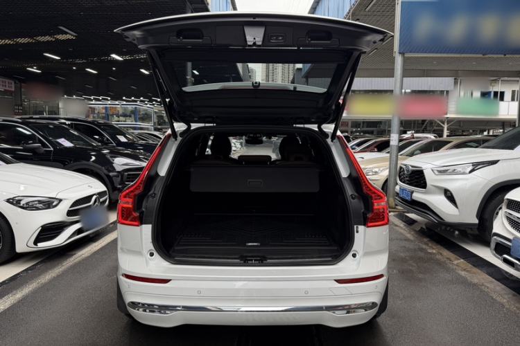 Used Volvo XC60 2022 B5 4x4 Smart Luxury Edition
