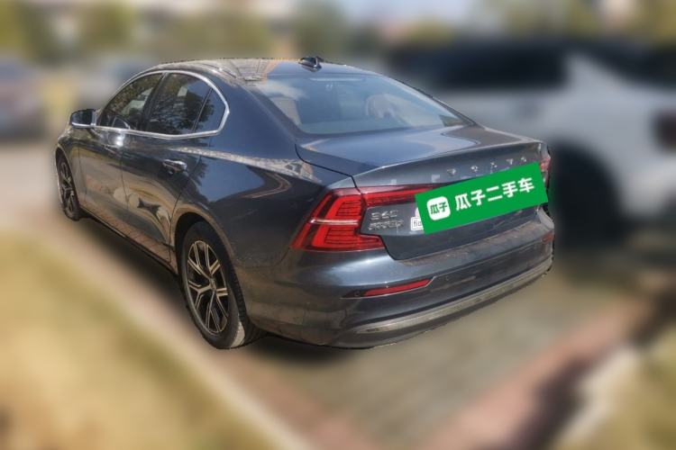 Used Volvo S60 2023 B4 Zhiyi Luxury Edition
