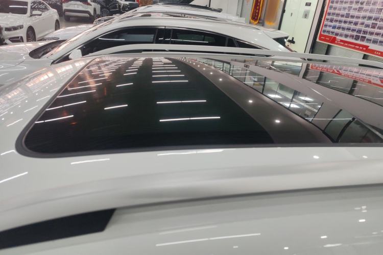 Used Volkswagen Tharu 2023 300TSI Two-Wheel-Drive Moonlight Edition
