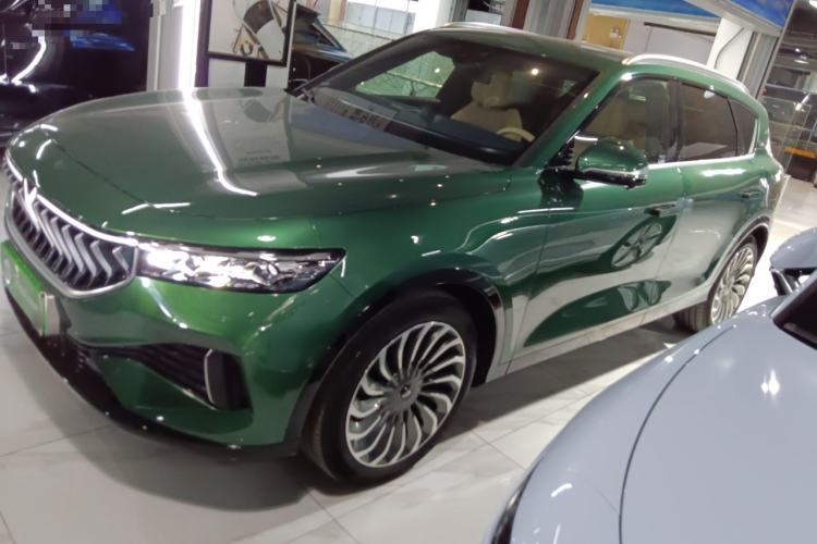 Used VOYAH FREE 2022 Four-Wheel Drive Ultra-Long Range Pure Electric Version
