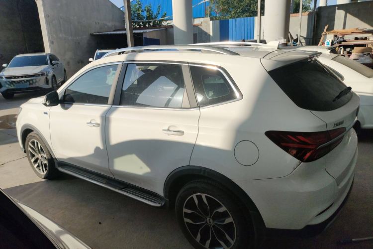 Used Roewe RX5 2018 20T Two-Wheel Drive Automatic Internet Smart Edition
