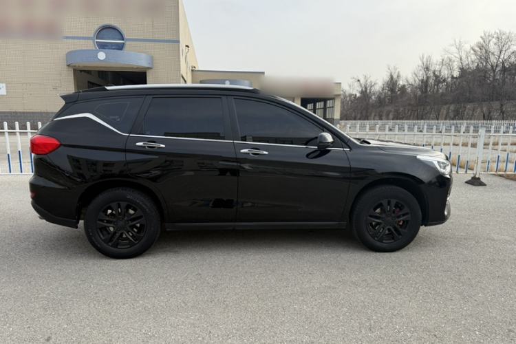 Used Haval M6 2019 1.5T DCT Two-Wheel Drive Elite Version China VI Standard
