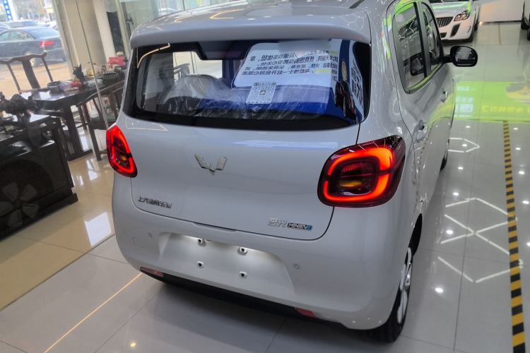 Used Wuling Hongguang MINIEV 2025 Four-Door Version Advanced Edition
