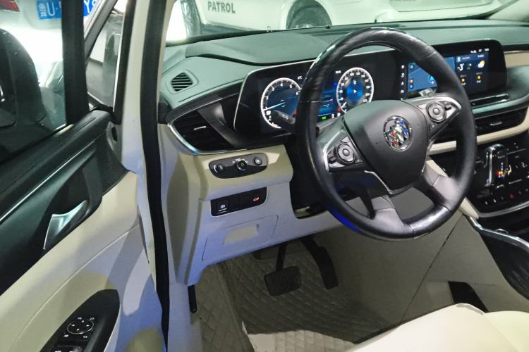 Used Buick GL8 2022 ES Landtrek 653T Comfort Edition