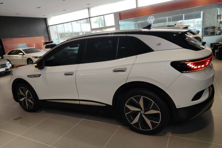 Used Volkswagen ID.4 CROZZ 2022 Long-Range Lite PRO Edition
