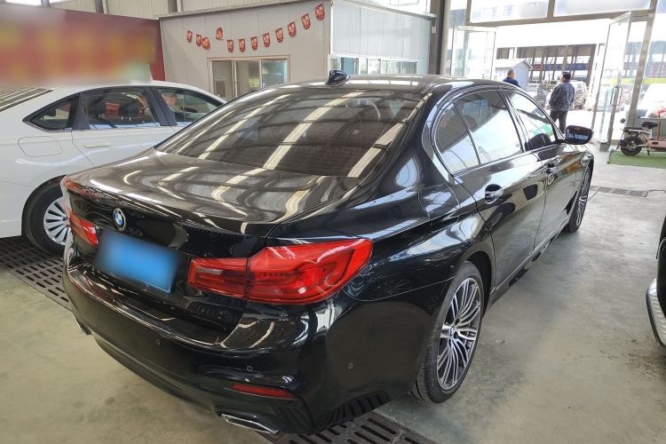 Used BMW 5 Series 2018 Restyled 530Li Leading Edition M Sport Package
