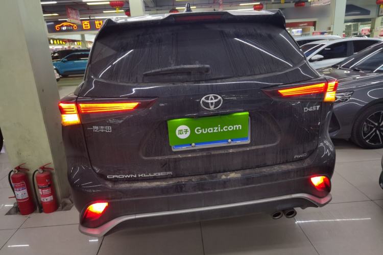 Used Toyota Crown Land Cruiser 2024 2.0T All-Wheel-Drive Prestige Version
