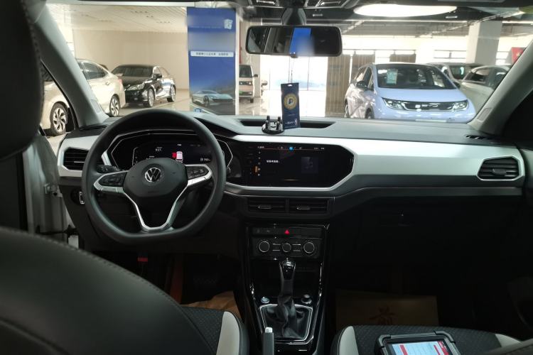 Used Volkswagen Tacqua 2023 200TSI DSG Joy-Connect Edition