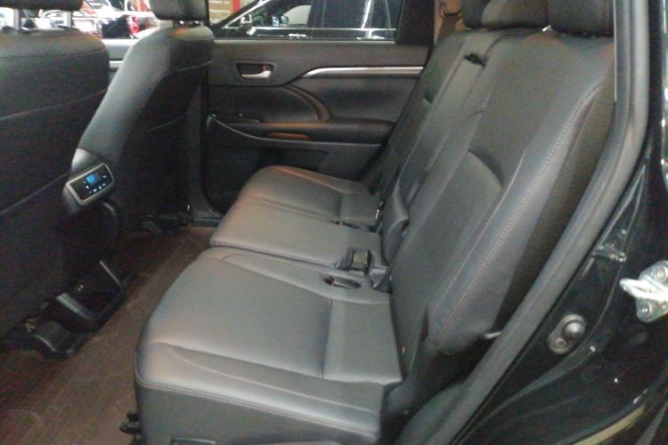 Used Toyota Highlander 2021 2.0T Four-Wheel Drive Prestige Version 7 Seats