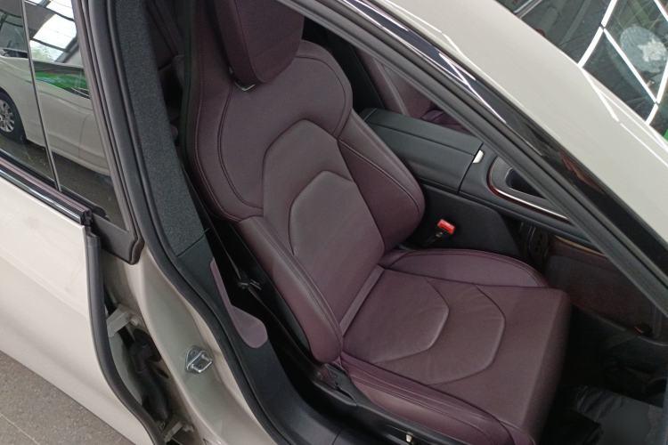 Used  SU7 2024 Rear-Drive Ultra-Long Range Advanced Pro-Level Intelligent Driving Version
