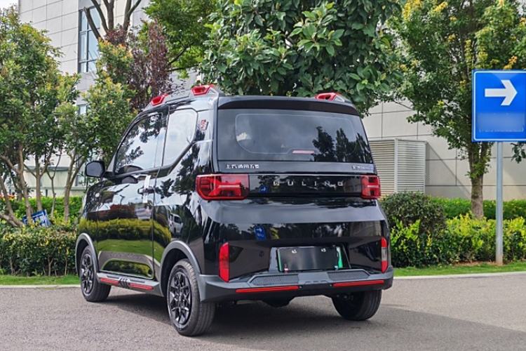 Used Wuling Hongguang MINIEV 2022 GAMEBOY 300km Play Edition Lithium Iron Phosphate
