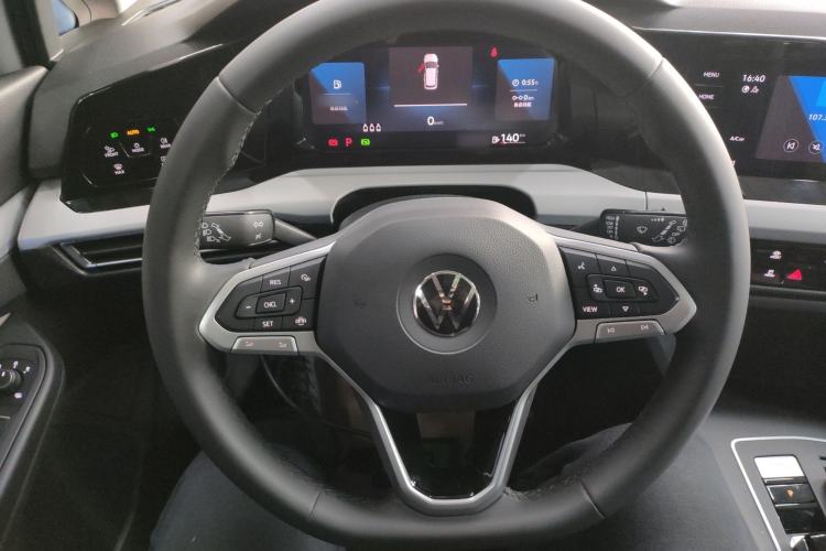 Used Volkswagen Golf 2023 Facelift 280TSI DSG Pro