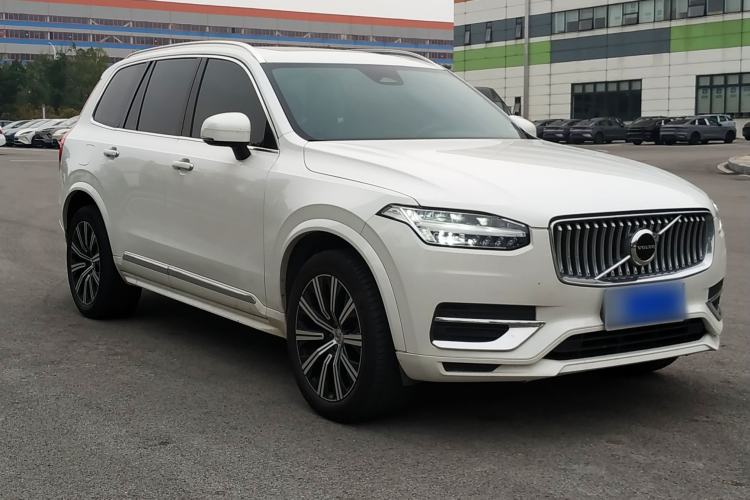 Used Volvo XC90 2023 B5 SmartDrive Luxury Edition 5 Seats
