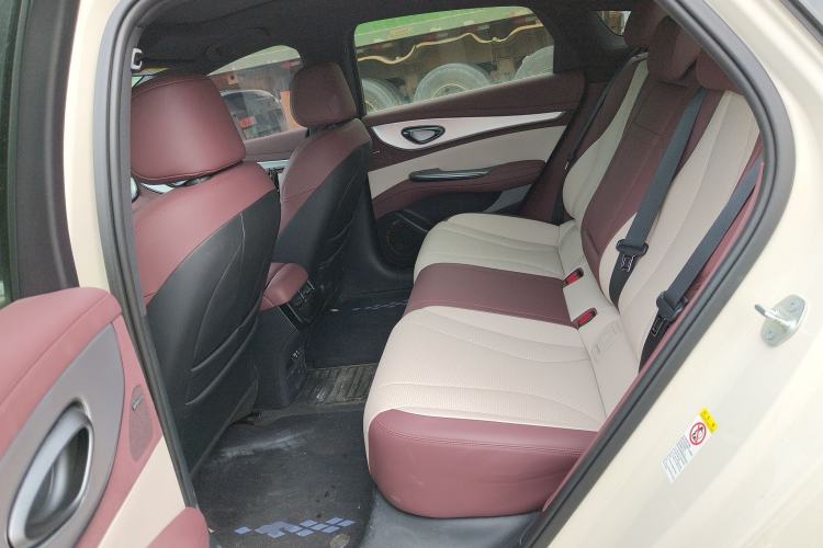 Used BYD Seal 07 DM-i 2025 Intelligent Driving Version DM-i 1.5L 125 km Prestige Edition
