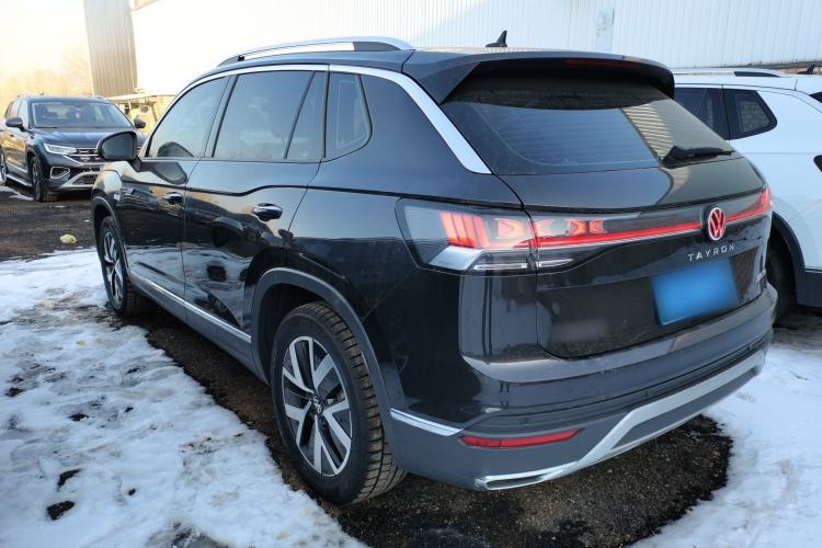 Used Volkswagen Tayron 2023 280TSI Two-Wheel-Drive Luxury Plus Advanced Version
