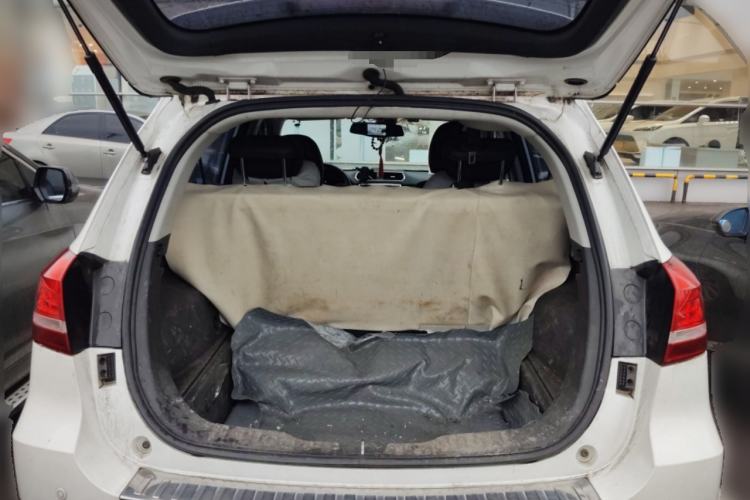 Used Haval H2 2017 Red-Label 1.5T Automatic Two-Wheel Drive Luxury Model
