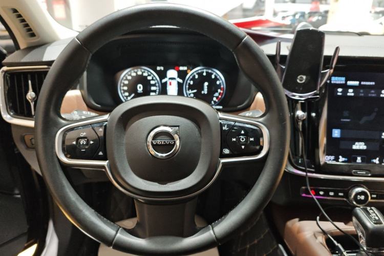 Used Volvo S90 2018 T5 Prestige Edition
